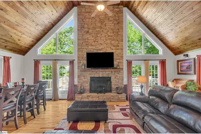 409 The Bear Boulevard, Tamassee, SC 28686 - Photo 3