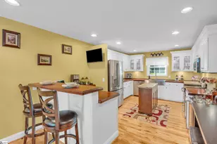 409 The Bear Blvd, Tamassee, SC 28686 - Photo 5