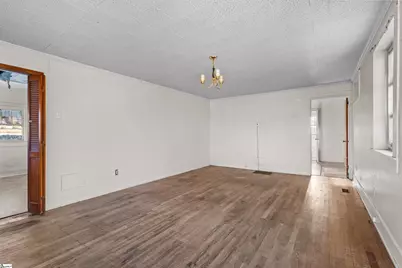 115 Old Piedmont Highway, Greenville, SC 29605 - Photo 3