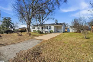 4 Neville Cir, Greenville, SC 29617 - Photo 9