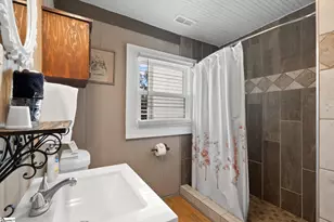 207 W 2nd Ave, Easley, SC 29640 - Photo 27