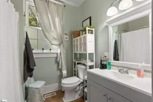 207 W 2nd Ave, Easley, SC 29640 - Photo 45