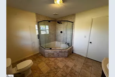 106 Woodview Drive, Laurens, SC 29360 - Photo 19