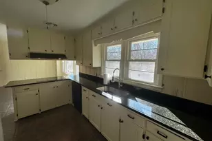 106 Woodview Dr, Laurens, SC 29360 - Photo 11