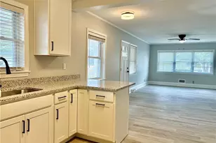 104 Cox Dr, Belton, SC 29627 - Photo 9