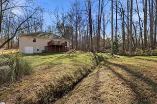 151 E Mountain Creek Rd, Greenville, SC 29609 - Photo 21