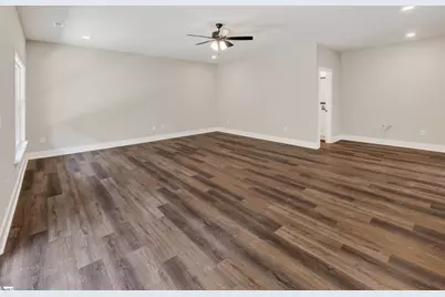 29 Montgomery Street, Greenville, SC 29609 - Photo 17
