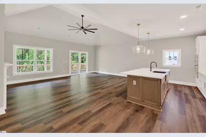29 Montgomery Street, Greenville, SC 29609 - Photo 3