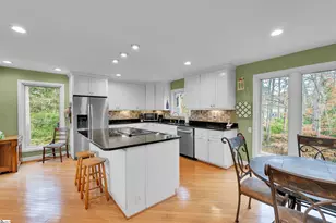 211 Beechwood Dr, Spartanburg, SC 29307 - Photo 7