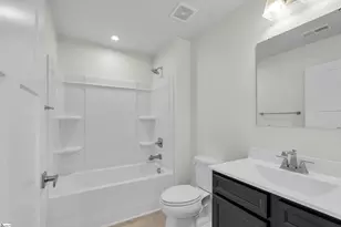 2090 Wexley Dr, Boiling Springs, SC 29316 - Photo 9