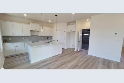 2036 Halton Oaks Drive, Spartanburg, SC 29303 - Photo 9