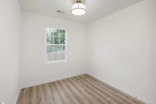 23 Ross St, Greenville, SC 29611 - Photo 13