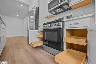 407 W Parima Ct, Spartanburg, SC 29301 - Photo 9