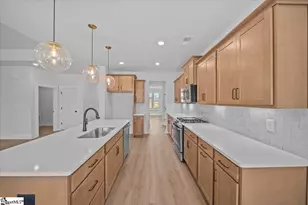 454 Amaryllis Ln, Woodruff, SC 29388 - Photo 7