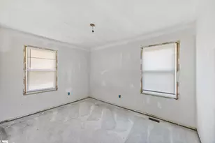 213 Elder St, Greenville, SC 29607 - Photo 15