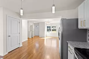 101 Fernside Ct, Greenville, SC 29617 - Photo 11