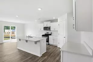 105 Pebble Creek Ct, Greenwood, SC 29646 - Photo 7