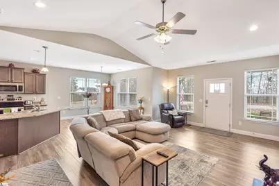 160 Inlet Pointe Drive, Anderson, SC 29625 - Photo 5