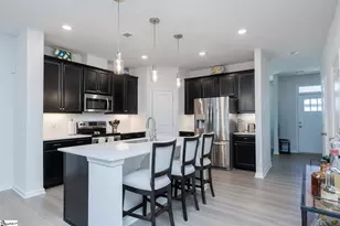 10 Leander Dr, Greer, SC 29651 - Photo 9