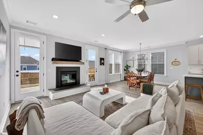 513 Lewes Avenue, Simpsonville, SC 29681 - Photo 9