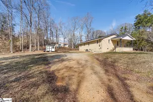 437 Sugar Creek Rd, Laurens, SC 29360 - Photo 15