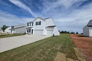 418 Dodger Ave, Chesnee, SC 29323 - Photo 3
