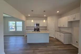 418 Dodger Ave, Chesnee, SC 29323 - Photo 9