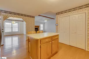 43 Rollingreen Rd, Greer, SC 29651 - Photo 15