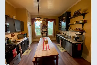 657 S Harper Street, Laurens, SC 29360 - Photo 11