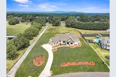 368 Old Batson Road, Taylors, SC 29687 - Photo 1