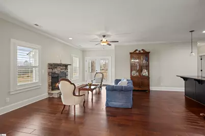 212 Kirklen Lane, Taylors, SC 29687 - Photo 7