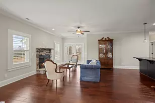 212 Kirklen Ln, Taylors, SC 29687 - Photo 7