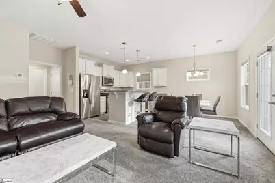 121 Wheaton Court, Simpsonville, SC 29680 - Photo 11