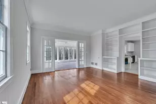 210 Lakewood Dr, Spartanburg, SC 29302 - Photo 9