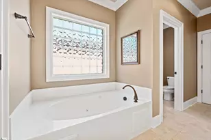 303 Bouchillion Dr, Greenville, SC 29615 - Photo 33