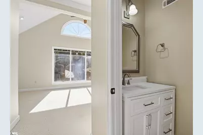 231 Greenview Circle, Greenville, SC 29609 - Photo 17