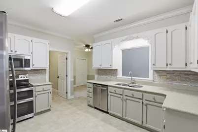 231 Greenview Circle, Greenville, SC 29609 - Photo 15