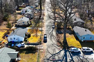 33 Essex Ct, Greenville, SC 29609 - Photo 35