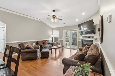 218 Heritage Creek Drive, Boiling Springs, SC 29316 - Photo 9