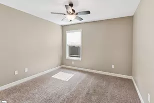 218 Heritage Creek Dr, Boiling Springs, SC 29316 - Photo 13