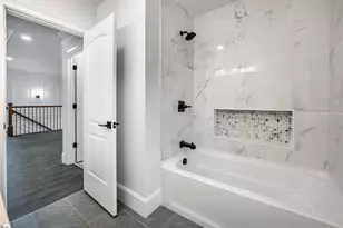 123 Moore St, Easley, SC 29642 - Photo 9