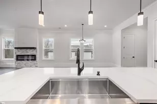 123 Moore St, Easley, SC 29642 - Photo 5