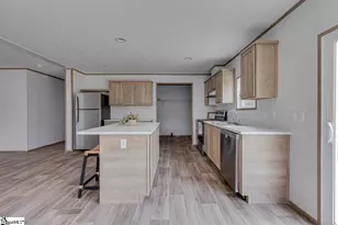 844 Black Snake Rd, Easley, SC 29640 - Photo 9