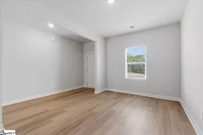 604 Cozy Bluff Road, Spartanburg, SC 29301 - Photo 3