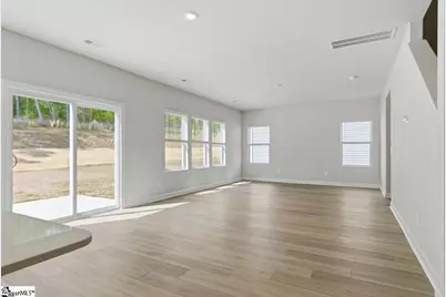 604 Cozy Bluff Road, Spartanburg, SC 29301 - Photo 9