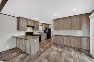 325 Lula Dr, Easley, SC 29644 - Photo 9