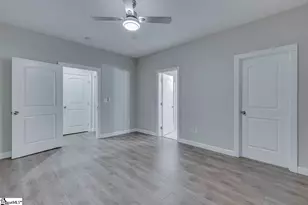 1020 Blumefield Rd, Anderson, SC 29625 - Photo 9