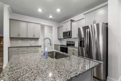 313 Cub Court, Greenville, SC 29609 - Photo 5