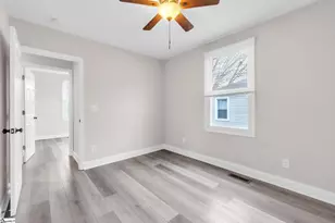 741 Maywood St, Spartanburg, SC 29303 - Photo 15
