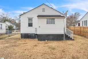 741 Maywood St, Spartanburg, SC 29303 - Photo 21